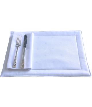 Deluxe  Crystal Dot  White Damask Placemat Pack 6